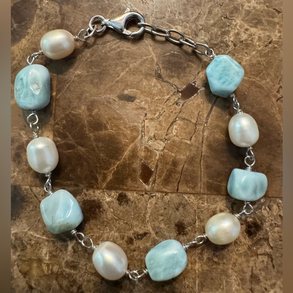 Elegant Blue and White Bracelet